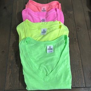 4 pink T-shirt in excellent condition